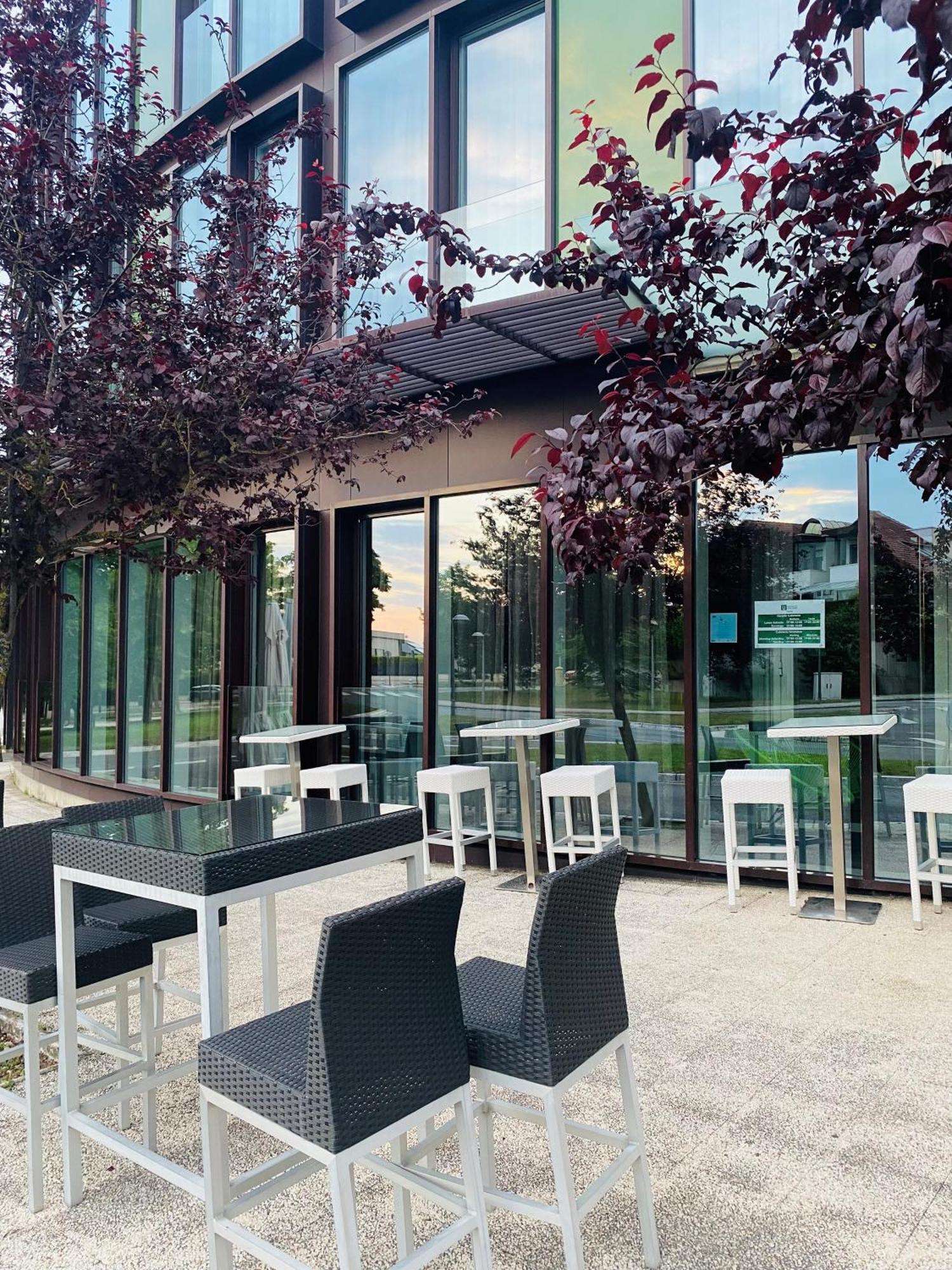 ויטוריה-גאסטייז Hotel Jardines De Uleta Suites מראה חיצוני תמונה